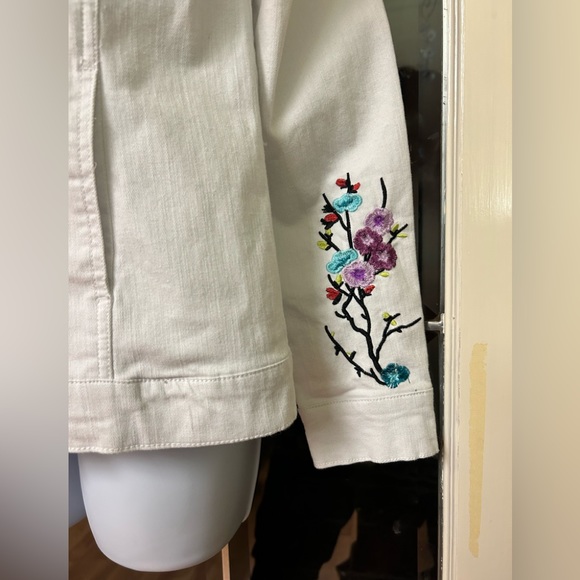 RENUAR denim jacket - Picture 5 of 10